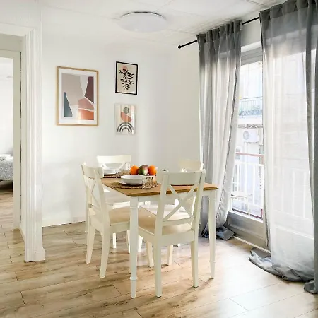 Modern 2 Bedroom Close To Center Alicante