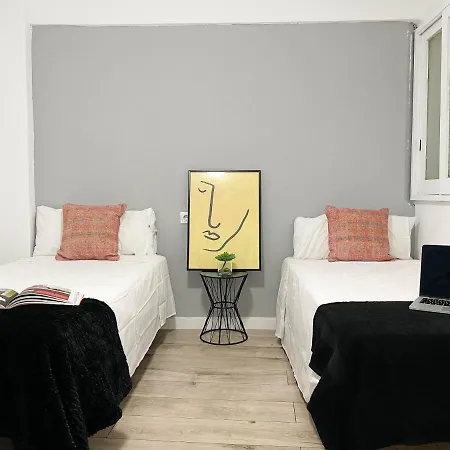 Appartement Modern 2 Bedroom Close To Center
