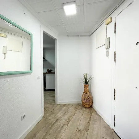 Appartement Modern 2 Bedroom Close To Center *